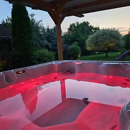 Villa Csak A Miénk Házikó